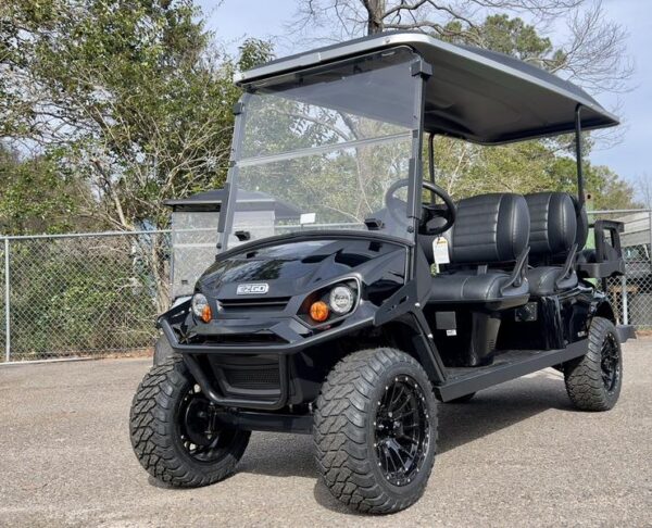 2024 E-Z-GO Express™ L6 ELiTE™ 6 Passenger Limo Lithium Black