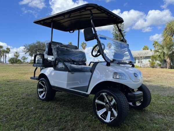 2024 Evolution Electric Vehicles Classic 4 Plus